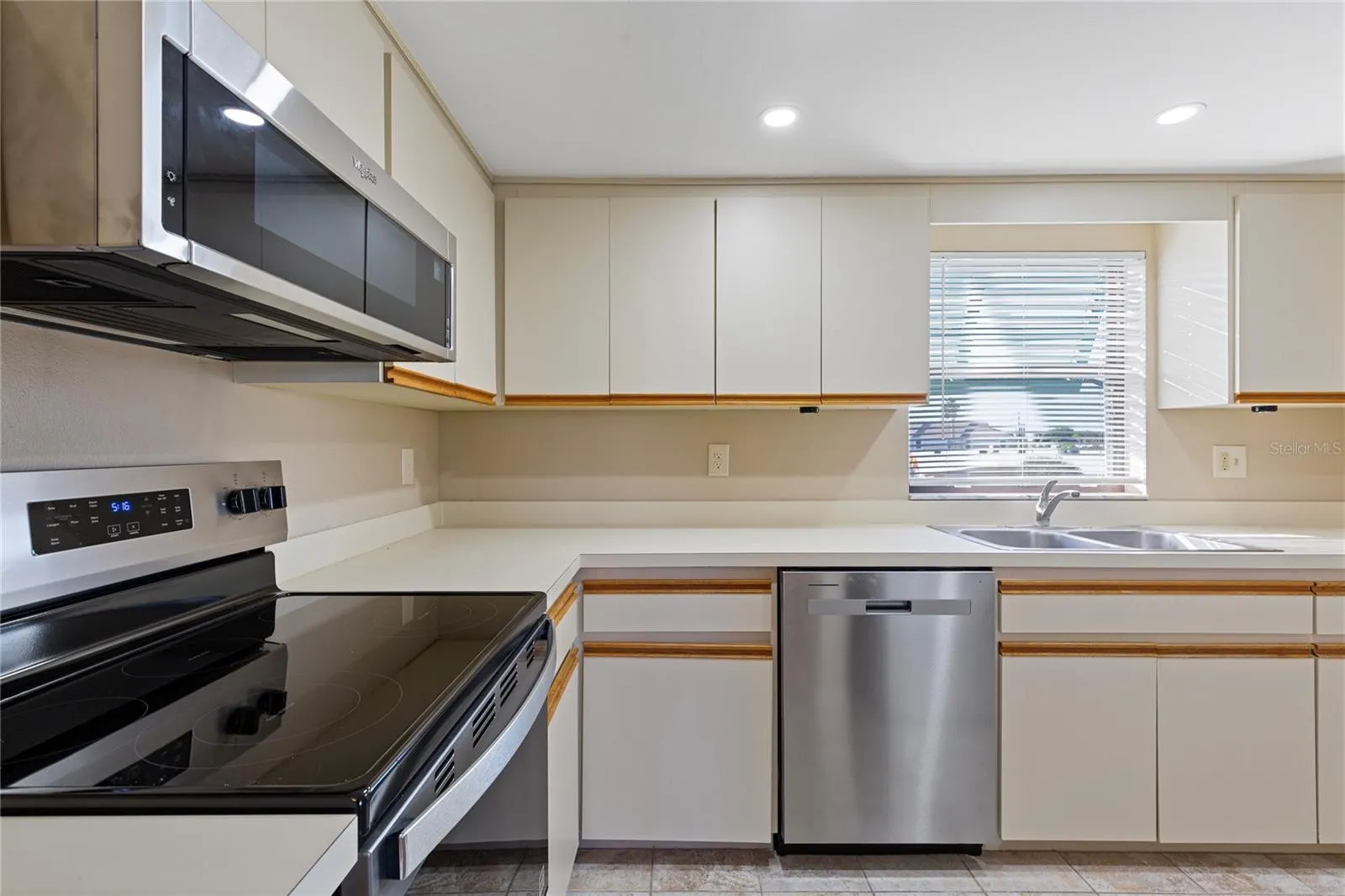 145 116TH AVE #301 #301