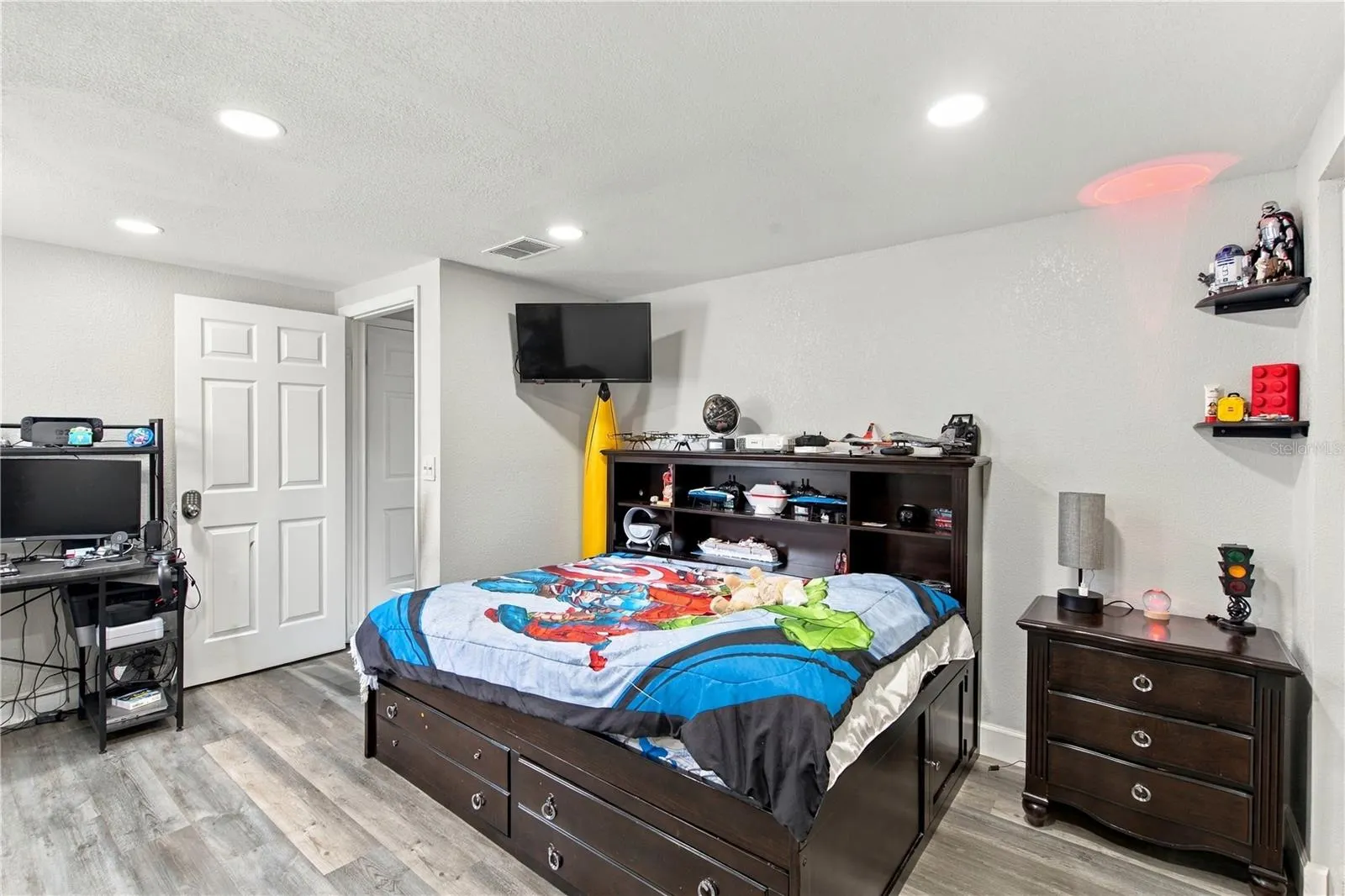 101 MITCHELL DR