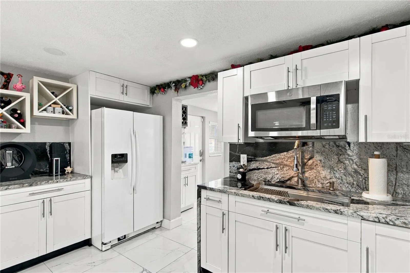 101 MITCHELL DR