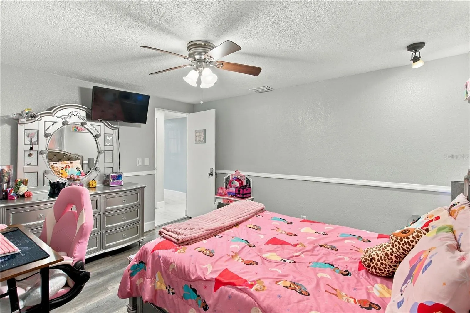 101 MITCHELL DR