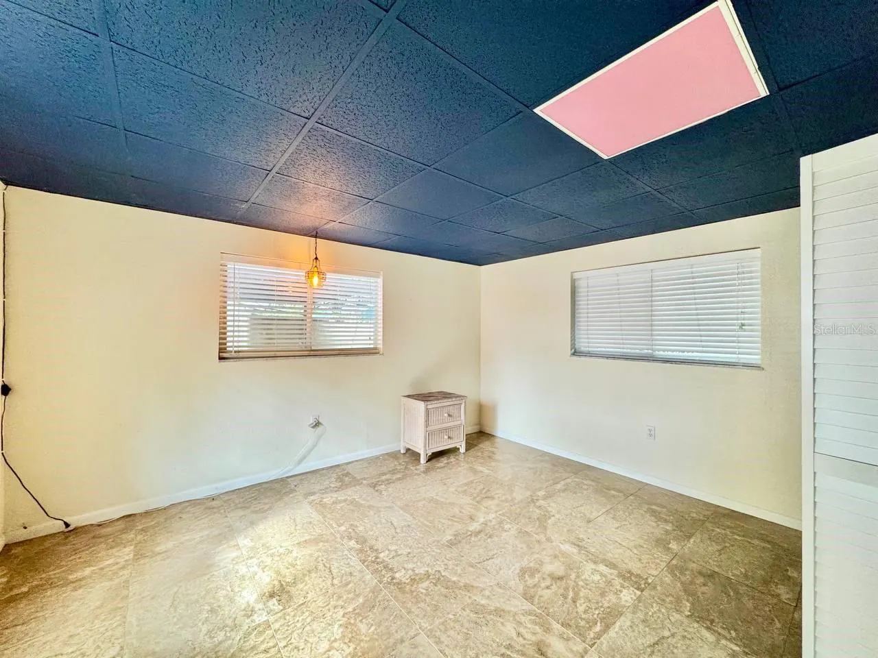 18 W ORANGE ST