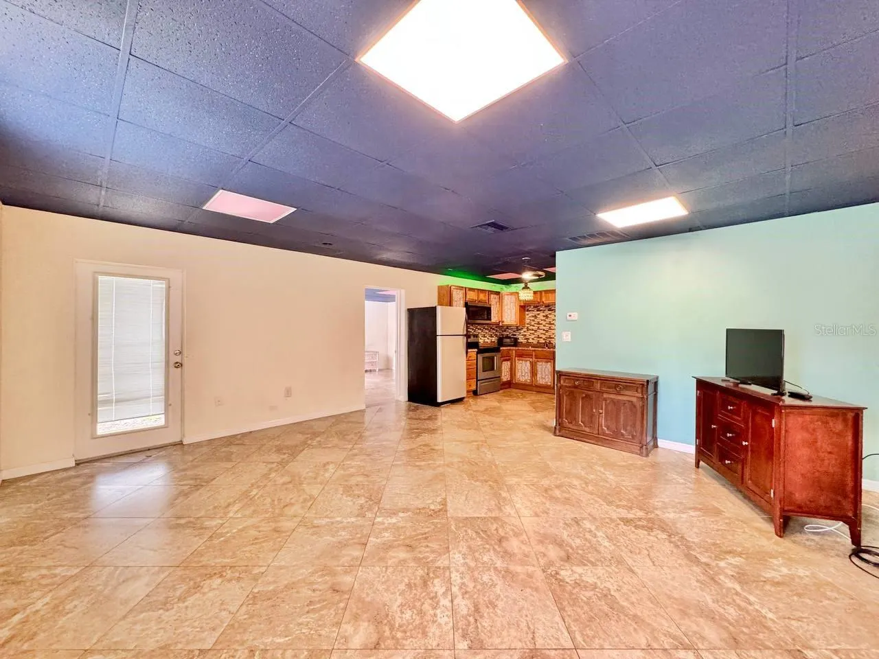 18 W ORANGE ST