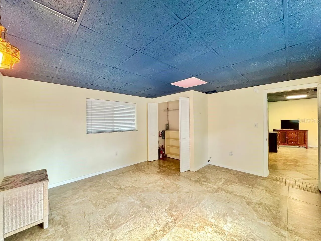 18 W ORANGE ST