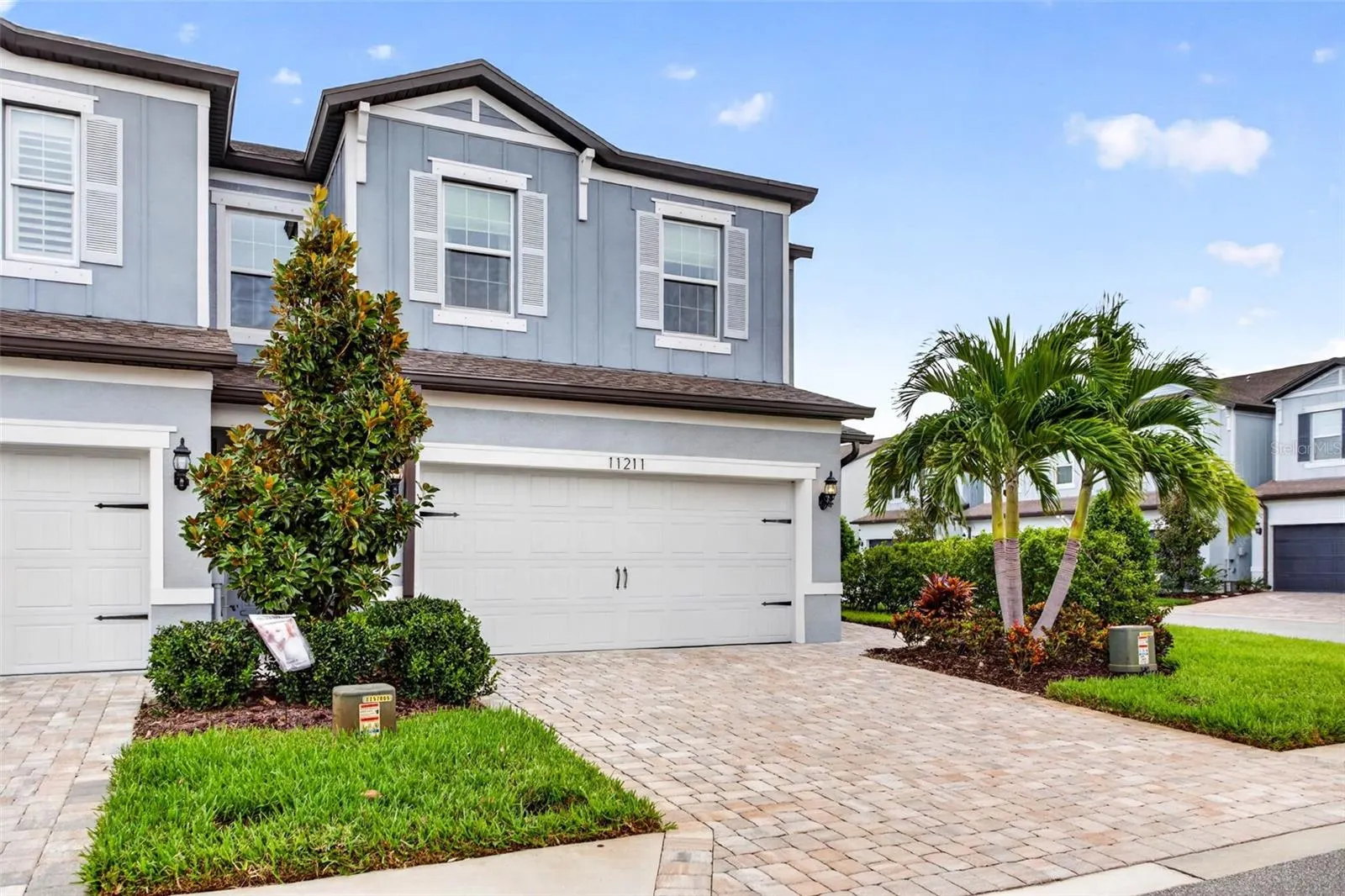 11211 BEACH WALK WAY NE