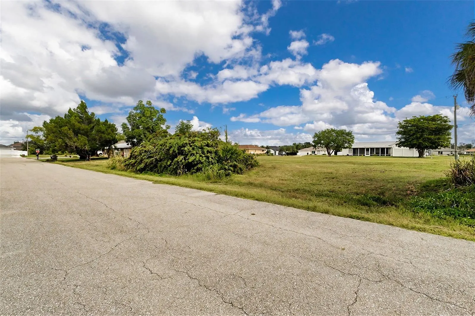 2501 NE 22ND PL