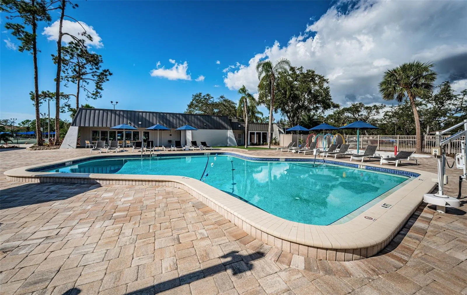 1334 FALLSMEADE CT