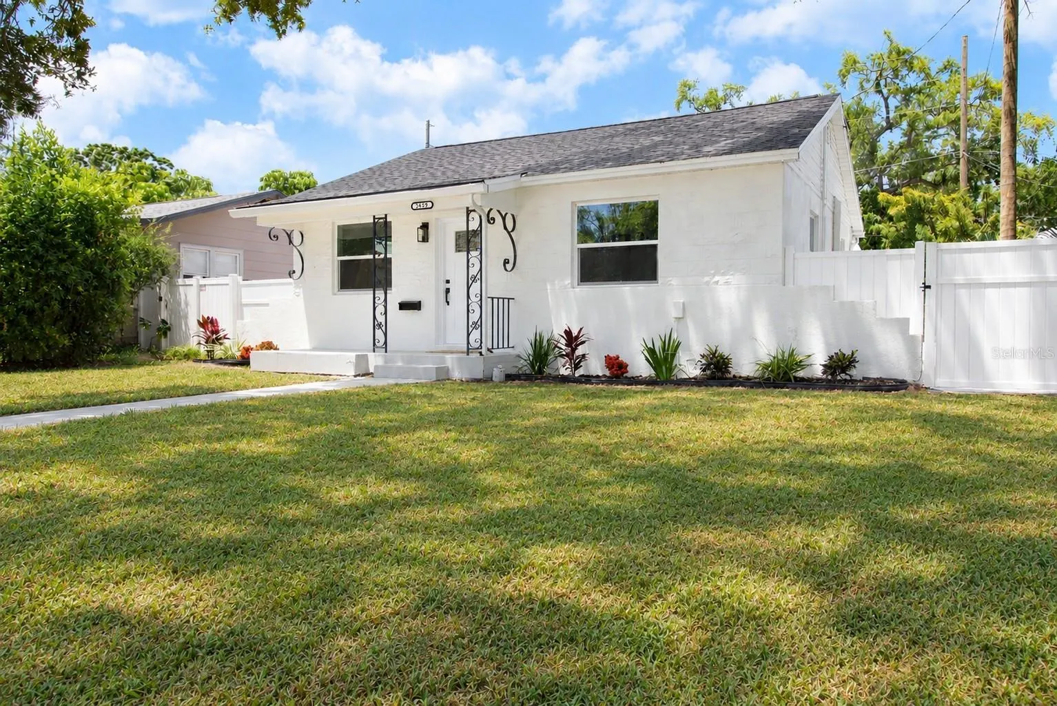 3459 8TH AVE N