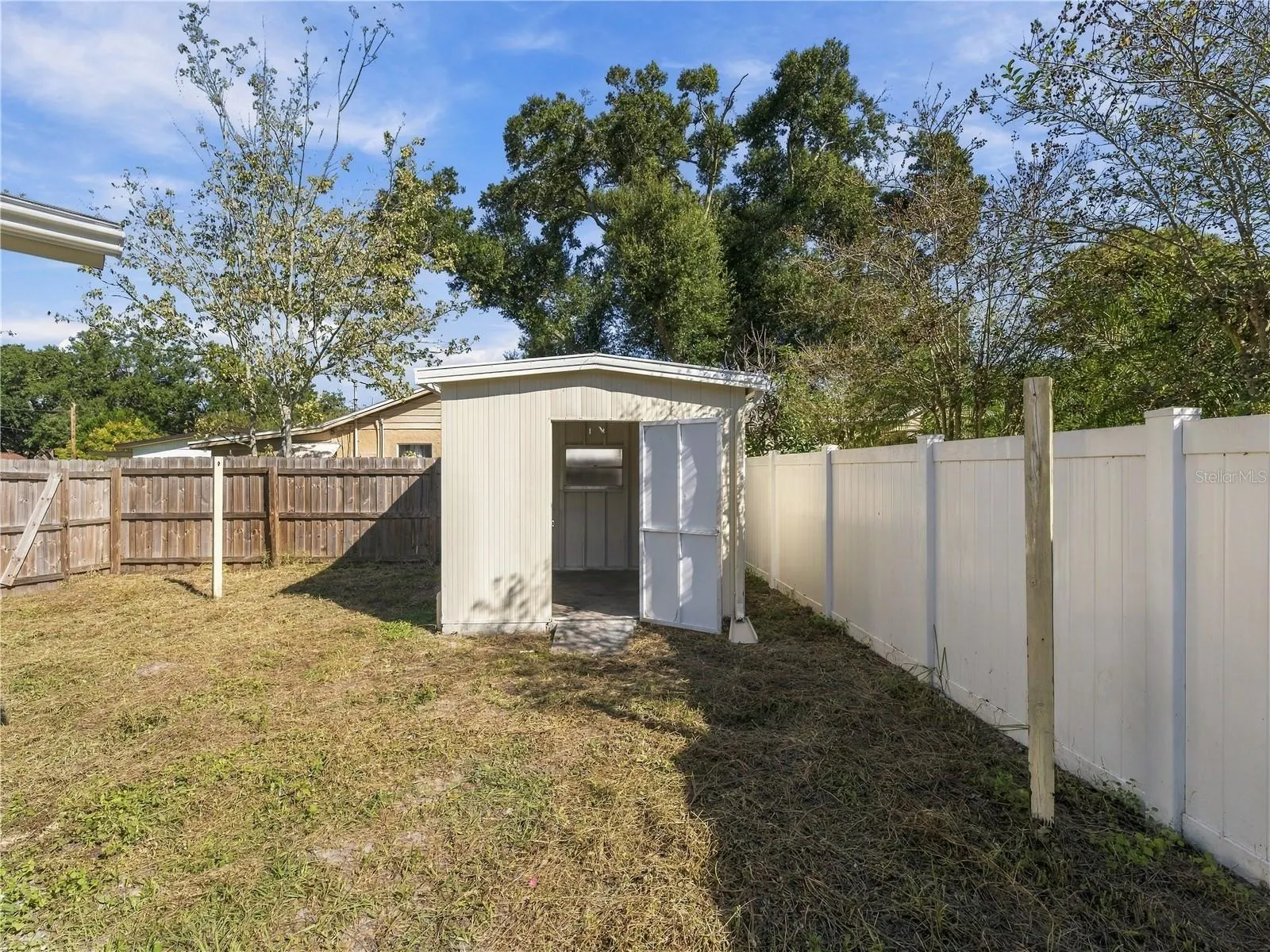 1507 W PERDIZ ST