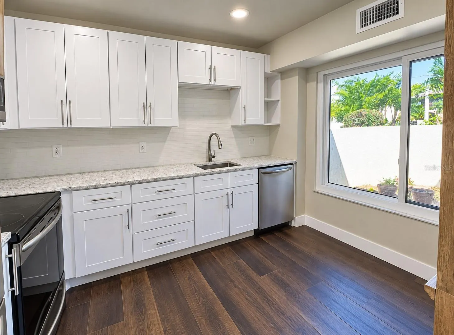 2209 BELLEAIR RD #C23 #C23