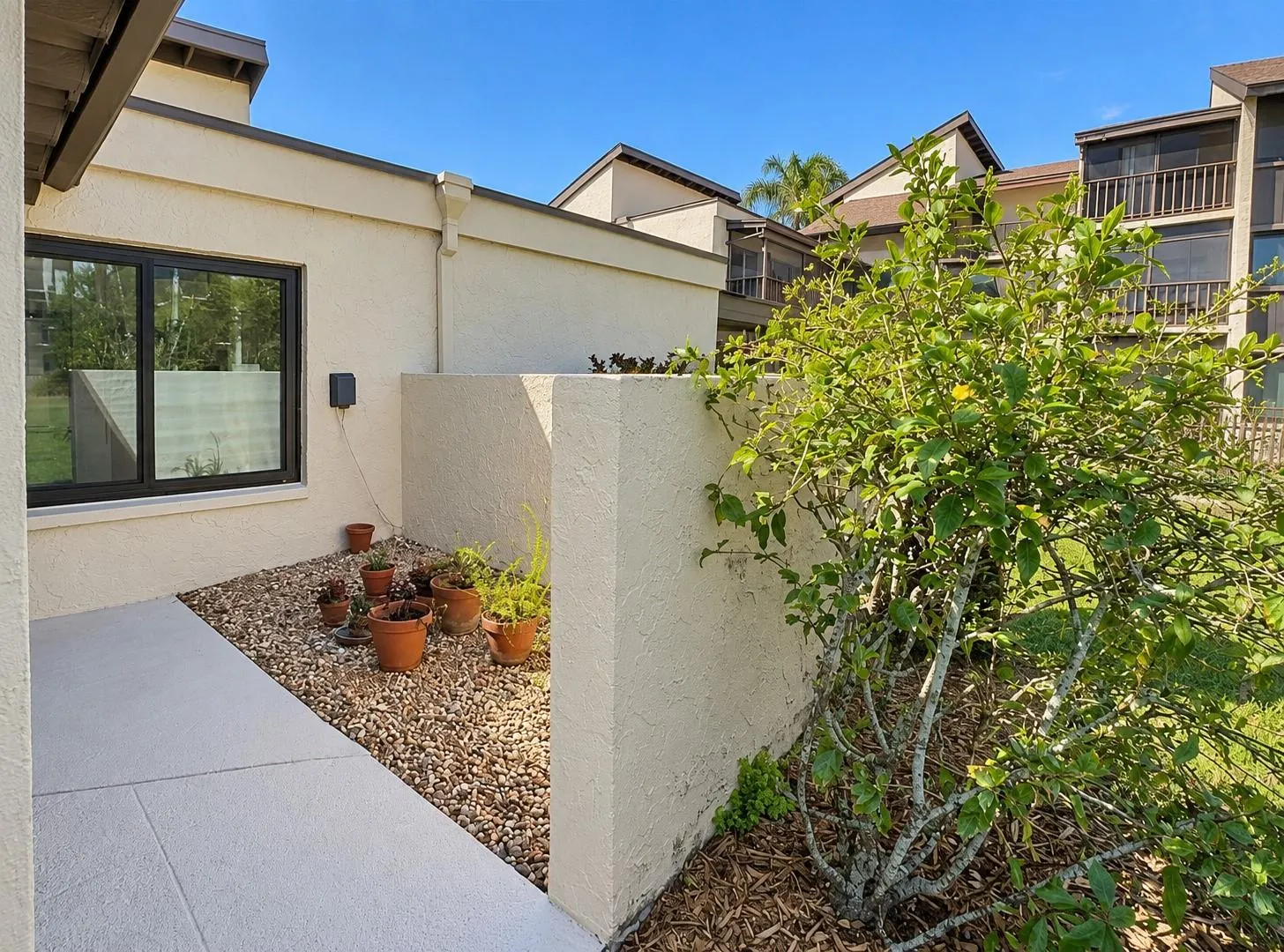 2209 BELLEAIR RD #C23 #C23