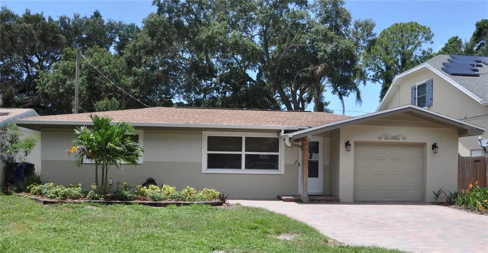 1738 SANTA ANNA DR