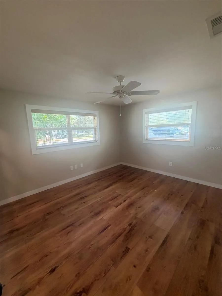 1738 SANTA ANNA DR