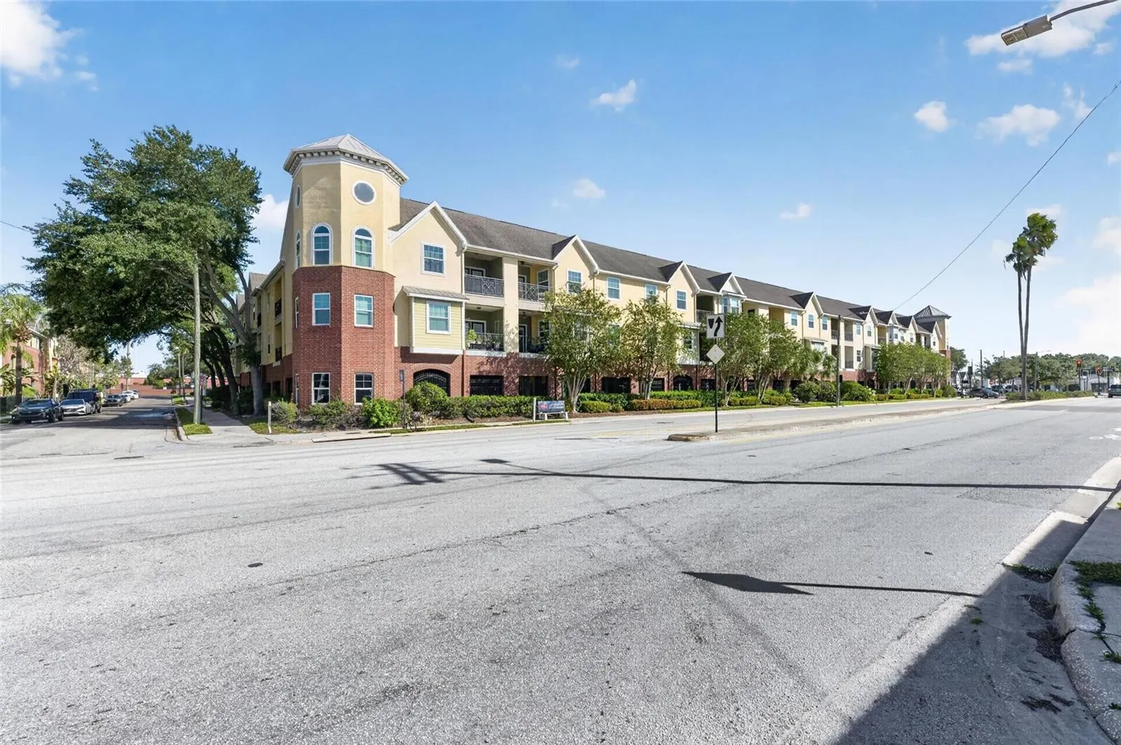 2010 E PALM AVE #14217 #14217