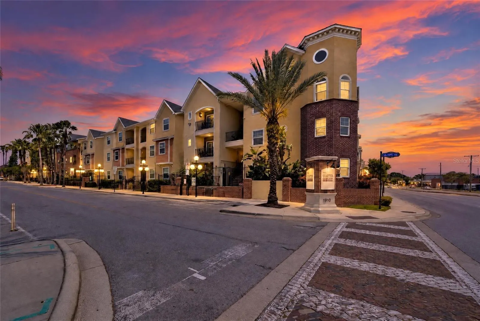2010 E PALM AVE #14217 #14217