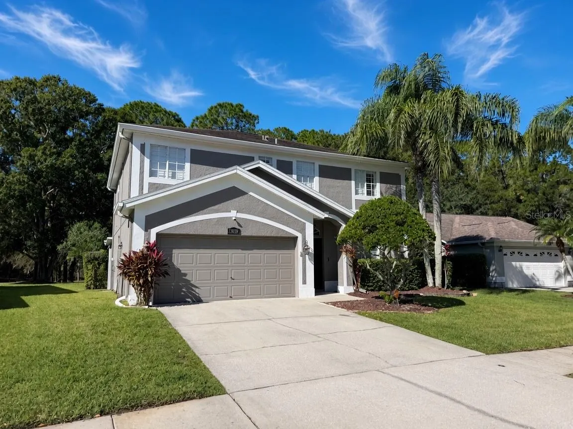 13039 ROYAL GEORGE AVE