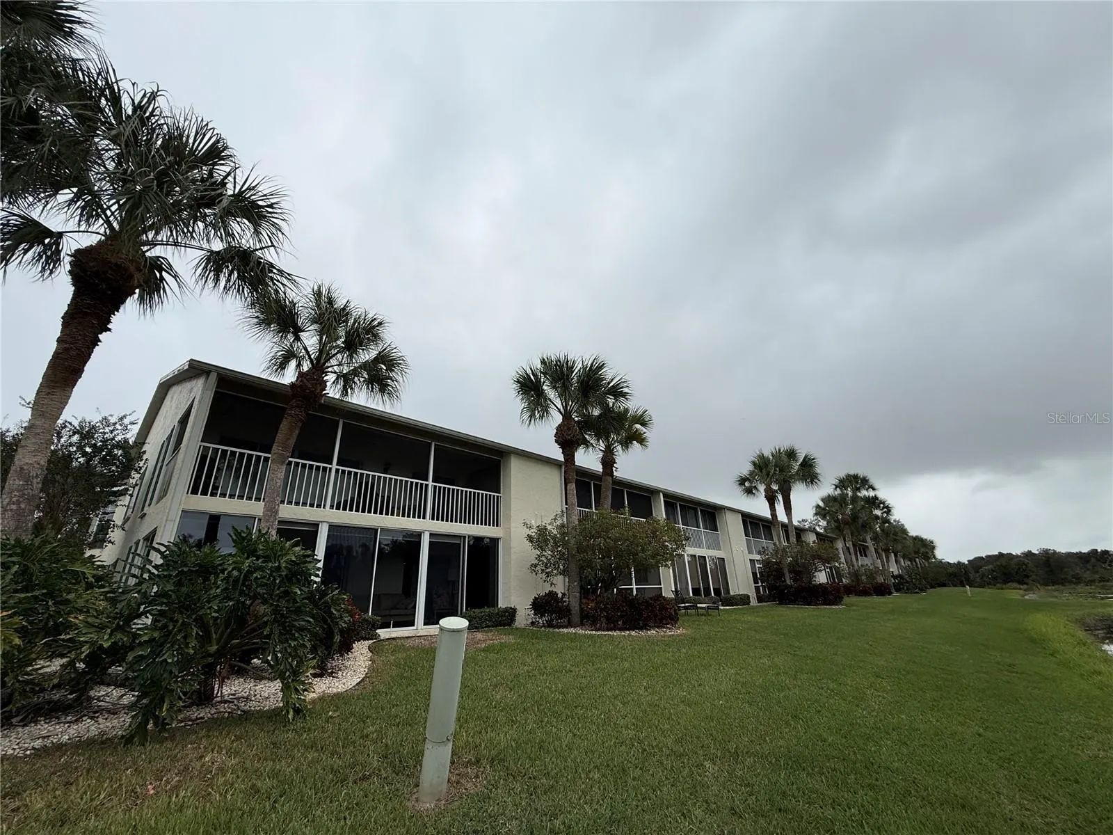 208 SILVER LAKE DR #206 #206