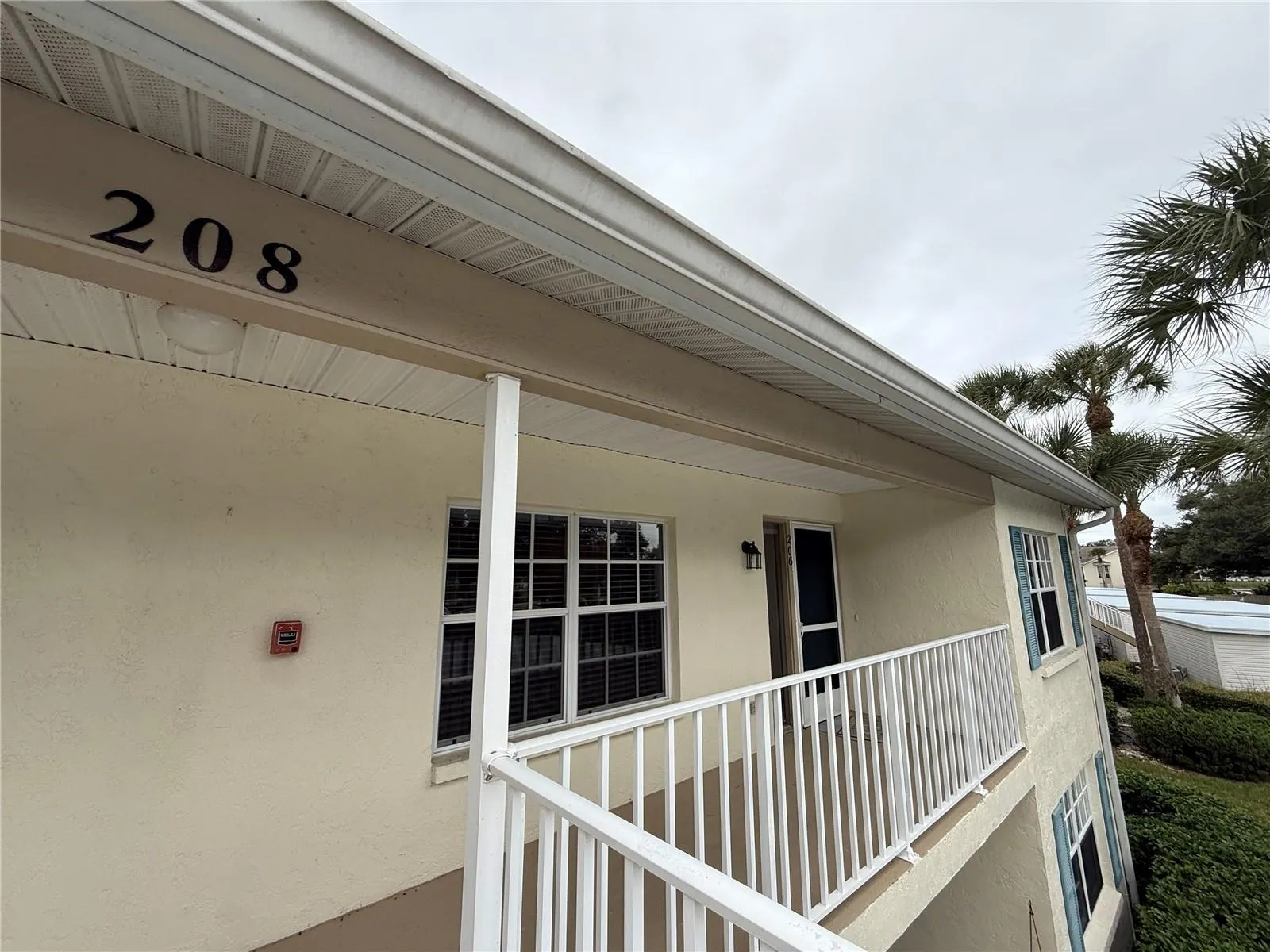 208 SILVER LAKE DR #206 #206