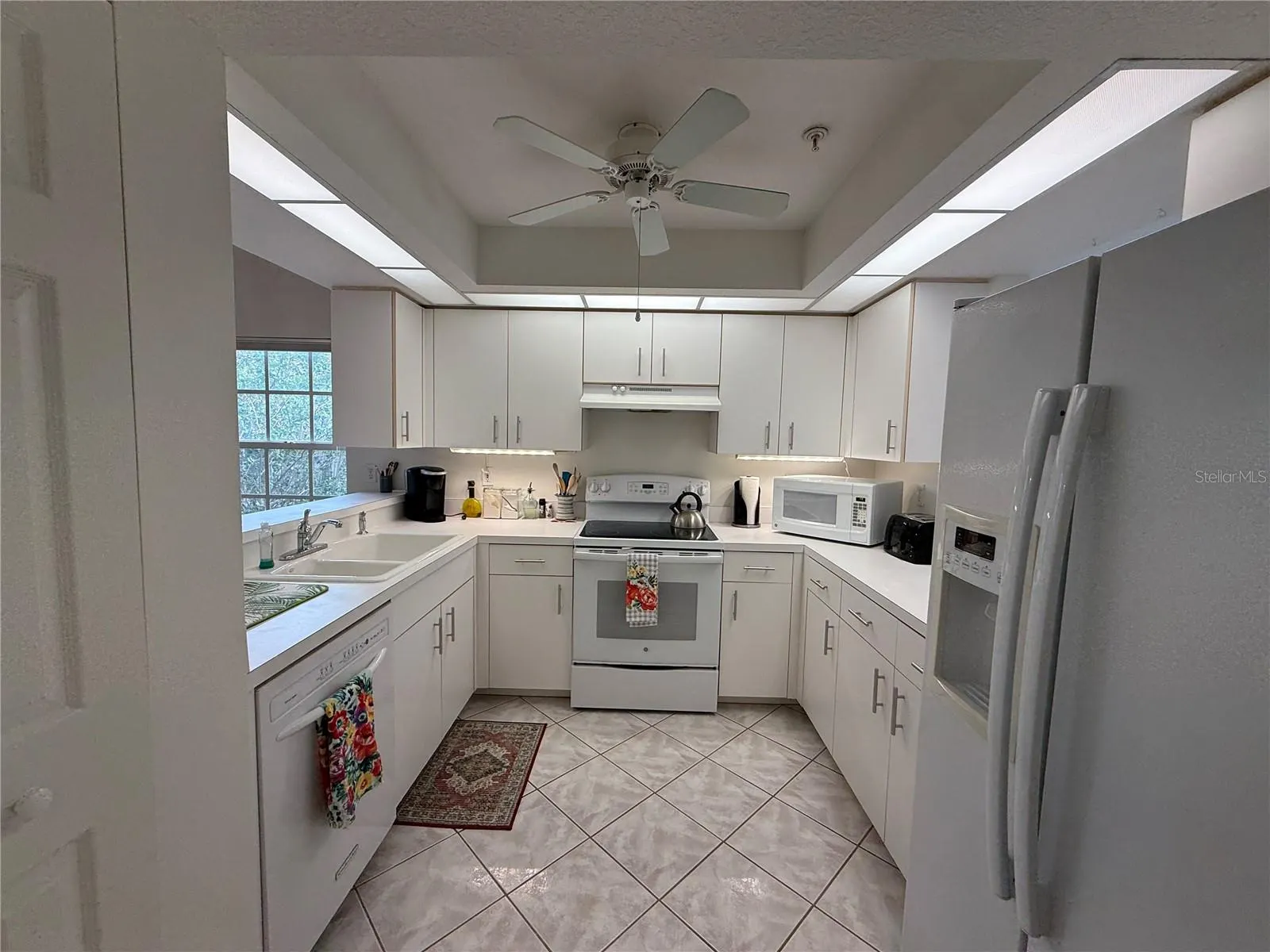208 SILVER LAKE DR #206 #206