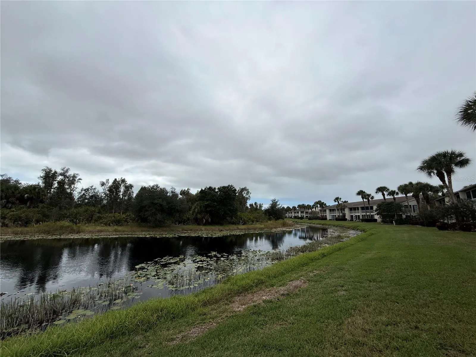 208 SILVER LAKE DR #206 #206