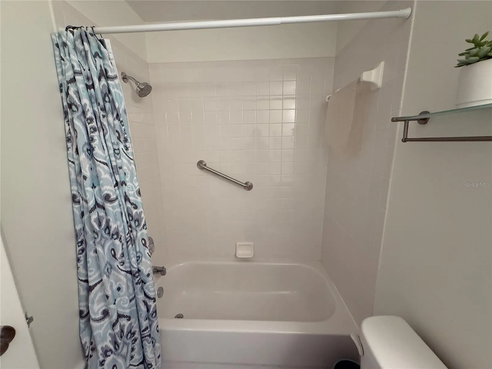 208 SILVER LAKE DR #206 #206
