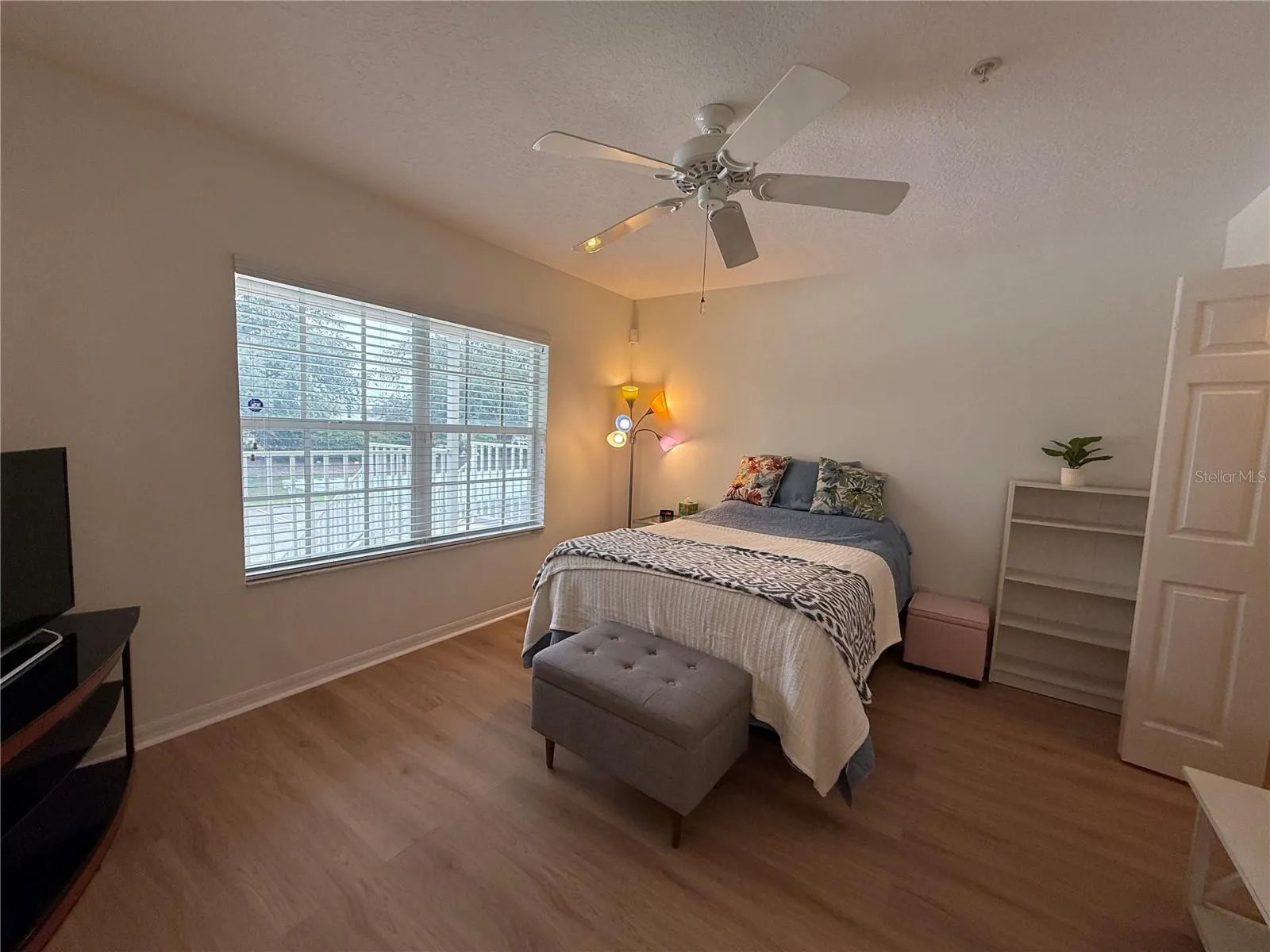 208 SILVER LAKE DR #206 #206