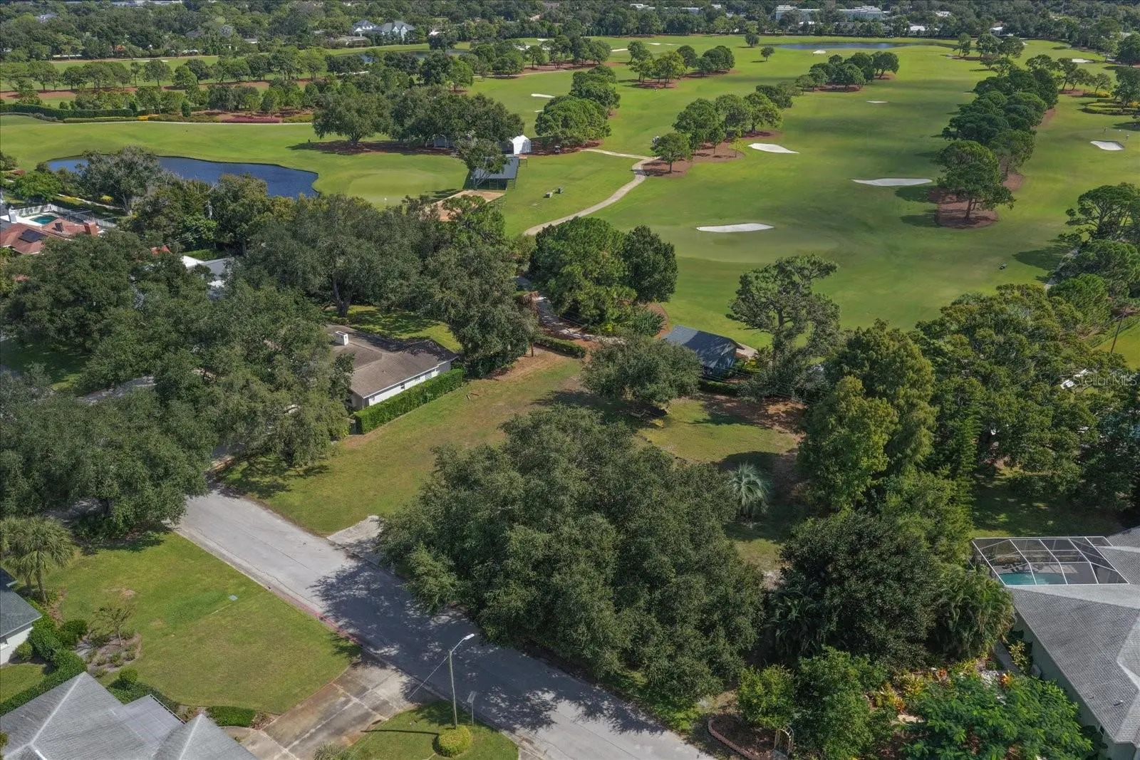 1715 GOLF VIEW DR