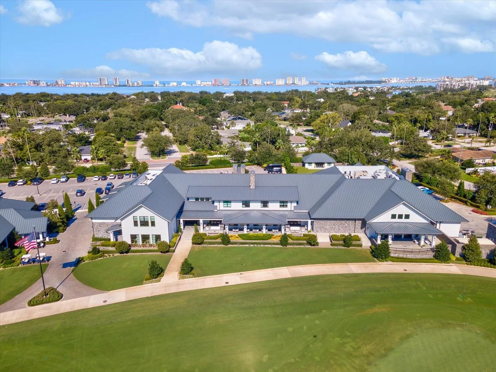 1715 GOLF VIEW DR
