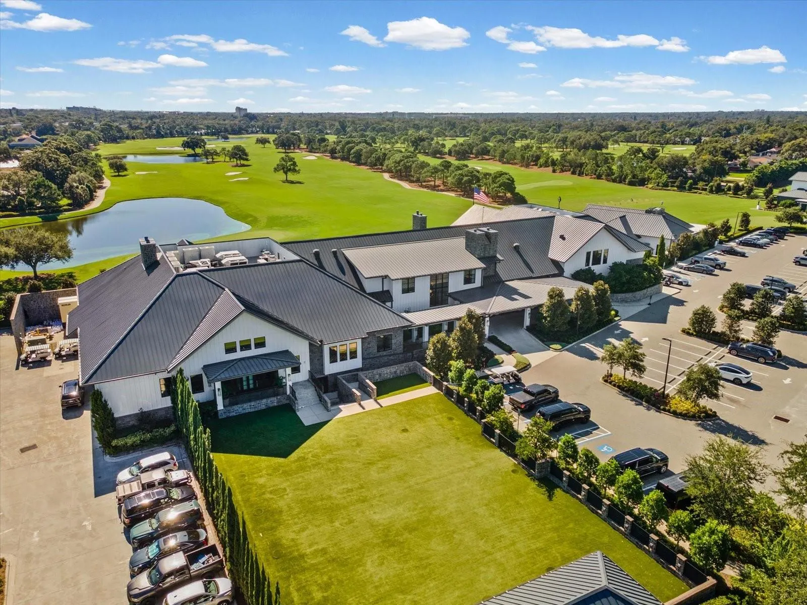 1715 GOLF VIEW DR