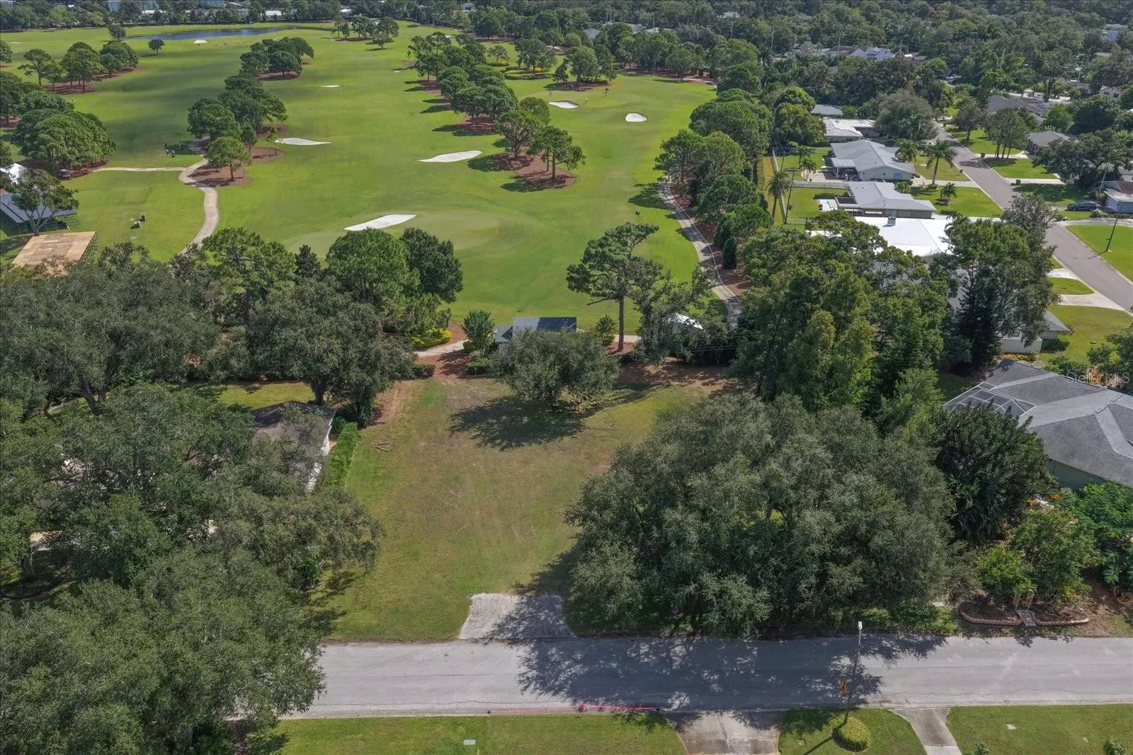 1715 GOLF VIEW DR