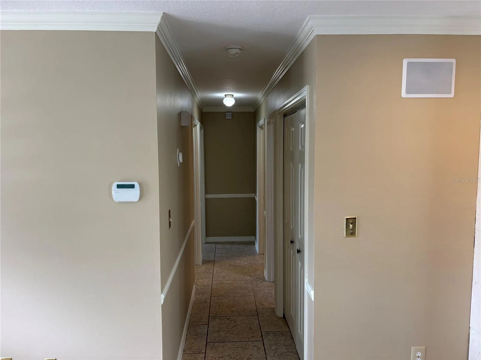 1813 ORANGE HILL DR