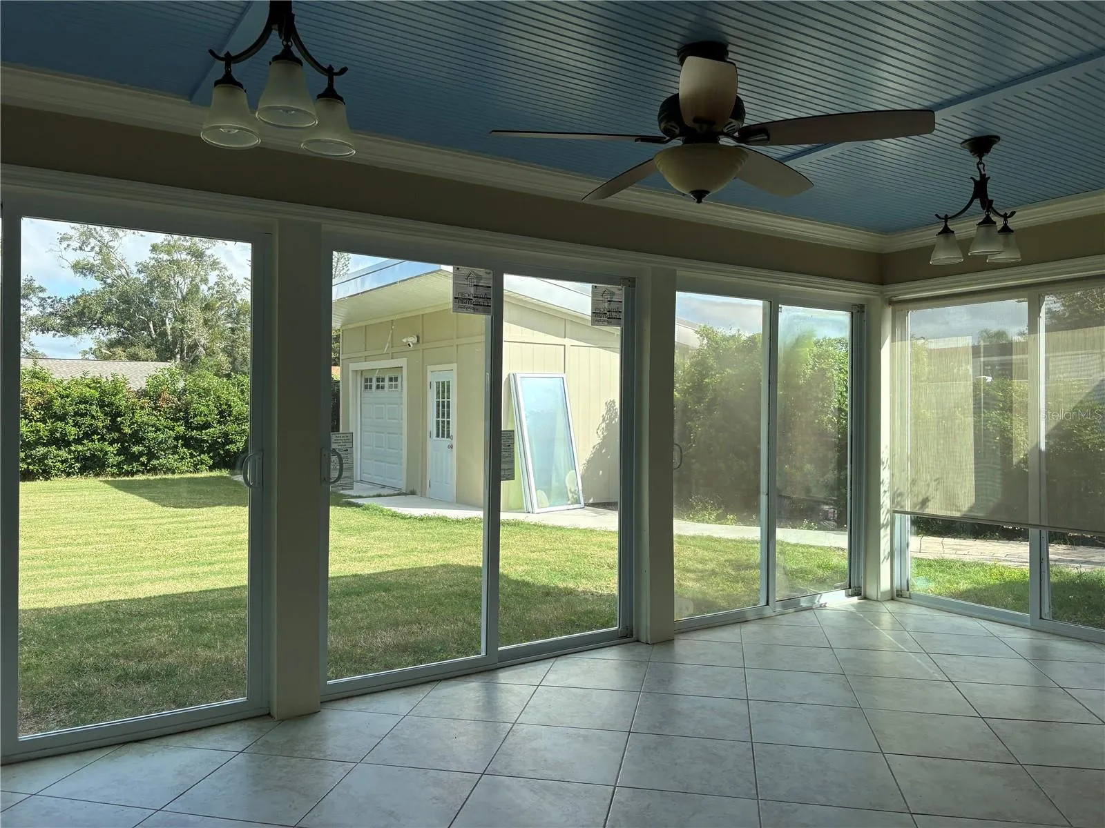 1813 ORANGE HILL DR