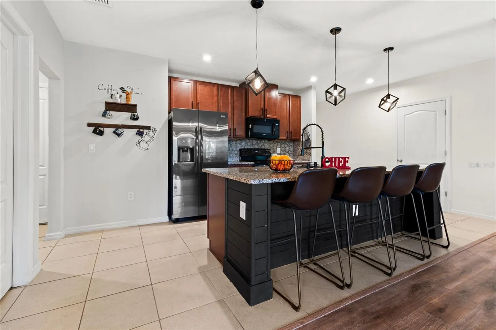 10480 HAWKS LANDING DR