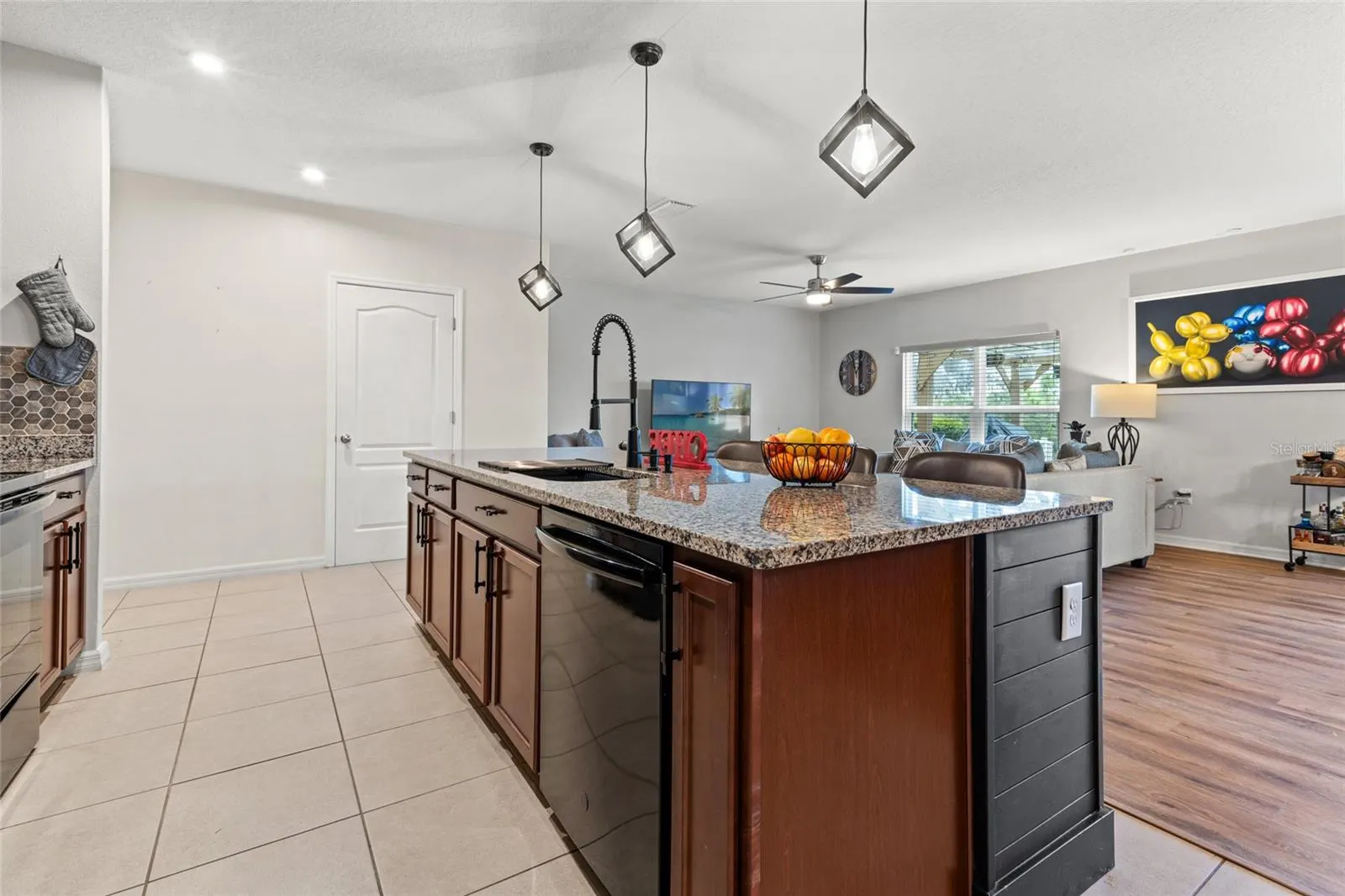 10480 HAWKS LANDING DR
