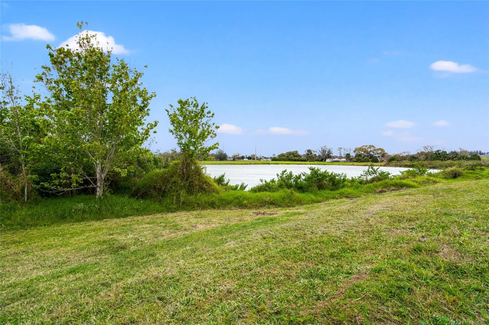 10480 HAWKS LANDING DR