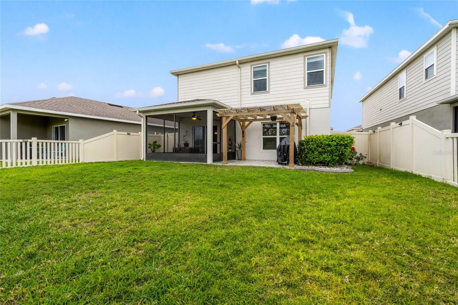 10480 HAWKS LANDING DR