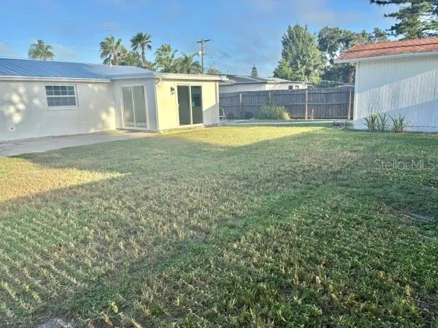 6313 FAIRWAY BLVD