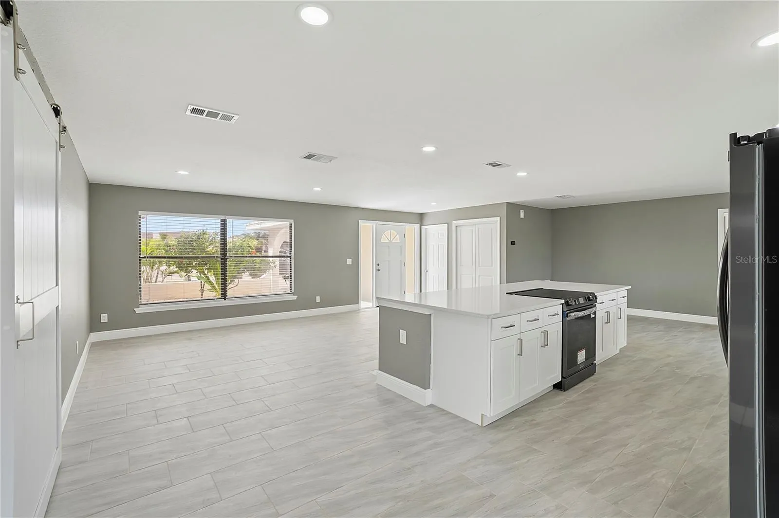 6533 SENEGAL PALM WAY