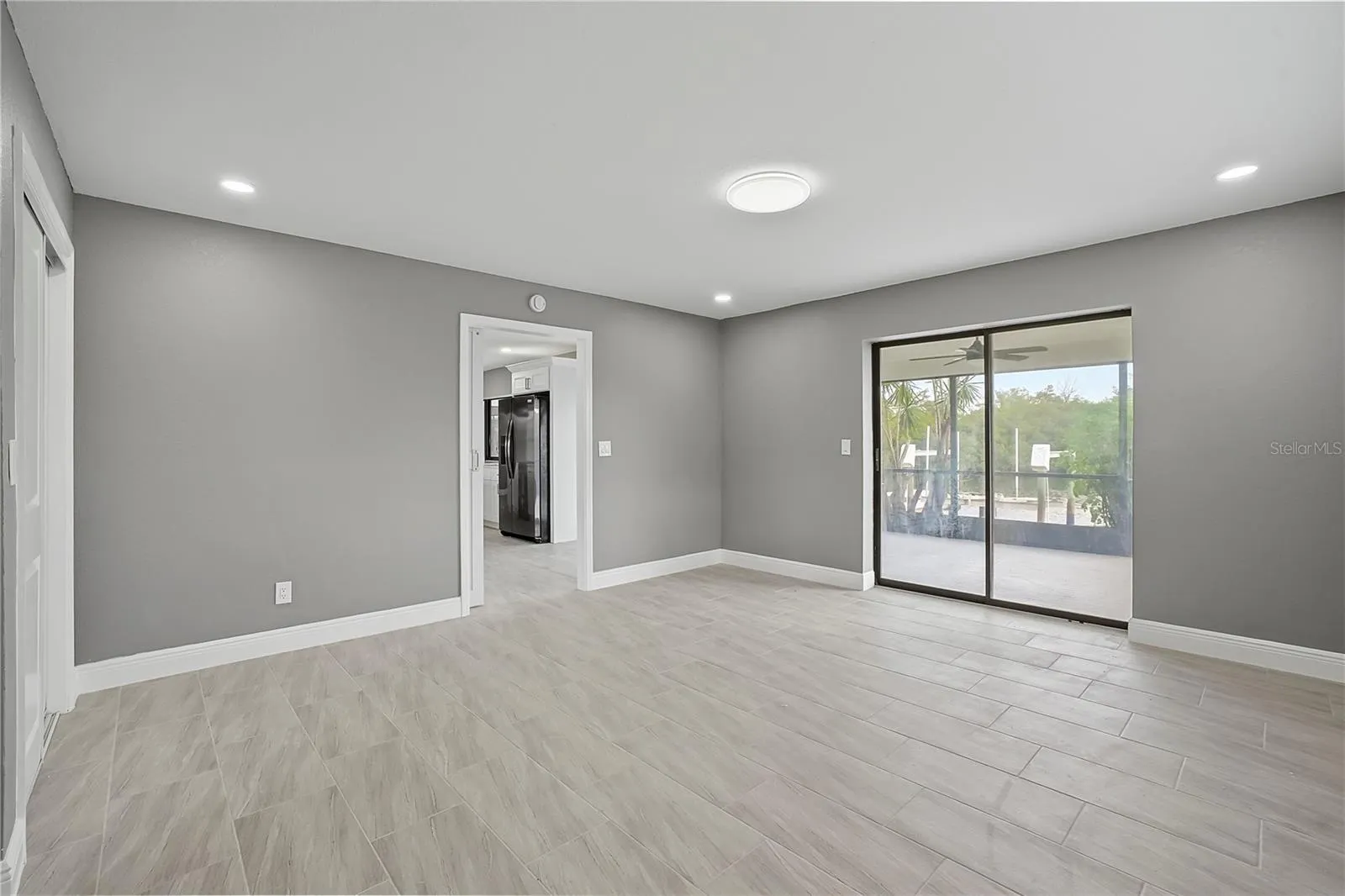 6533 SENEGAL PALM WAY