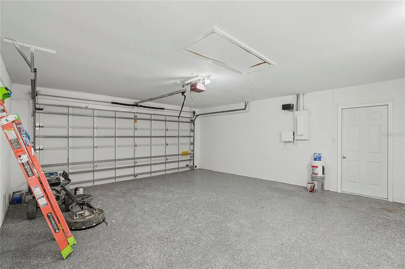6533 SENEGAL PALM WAY