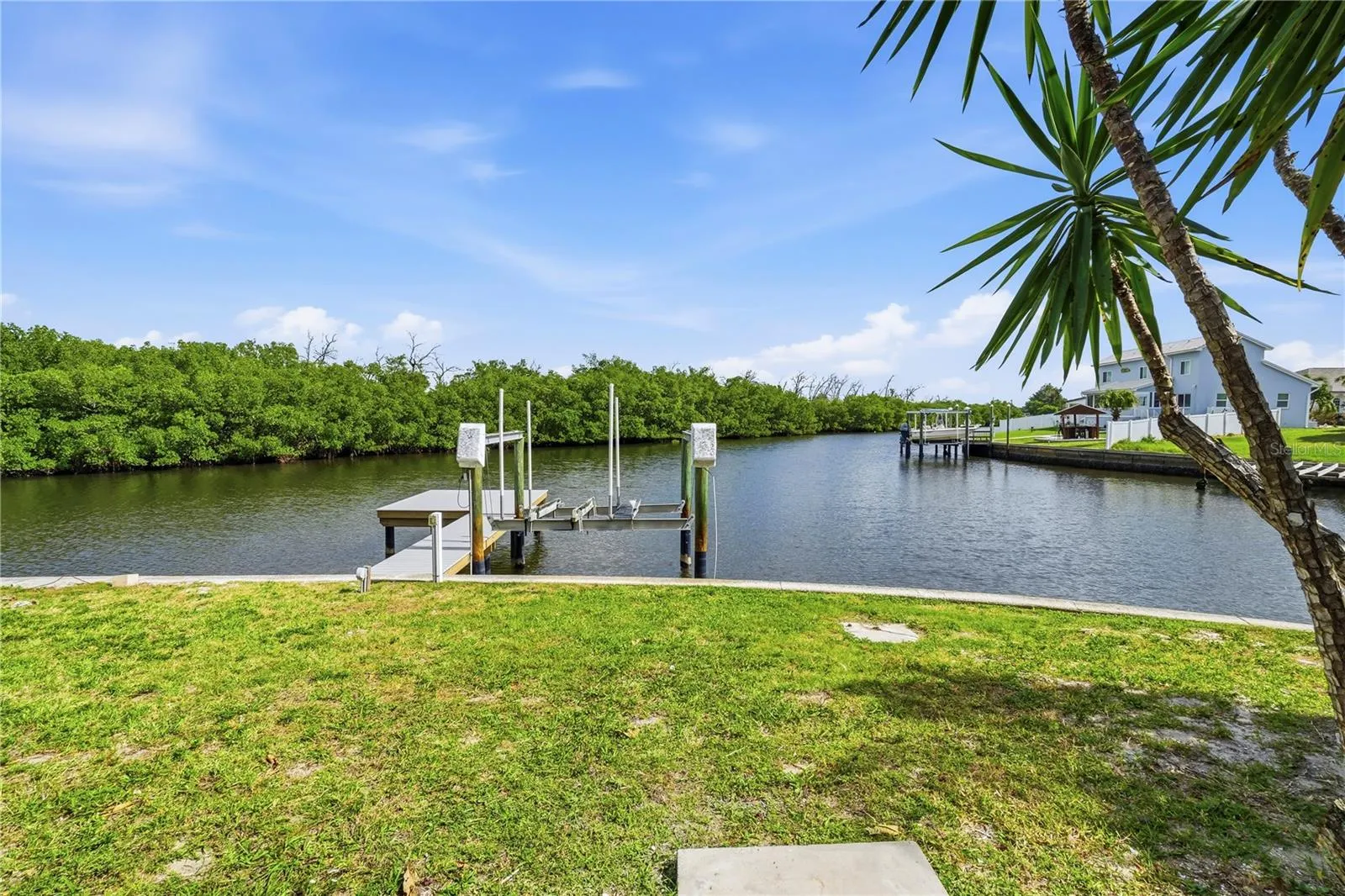6533 SENEGAL PALM WAY