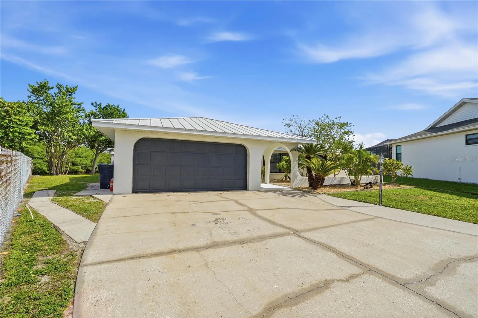 6533 SENEGAL PALM WAY