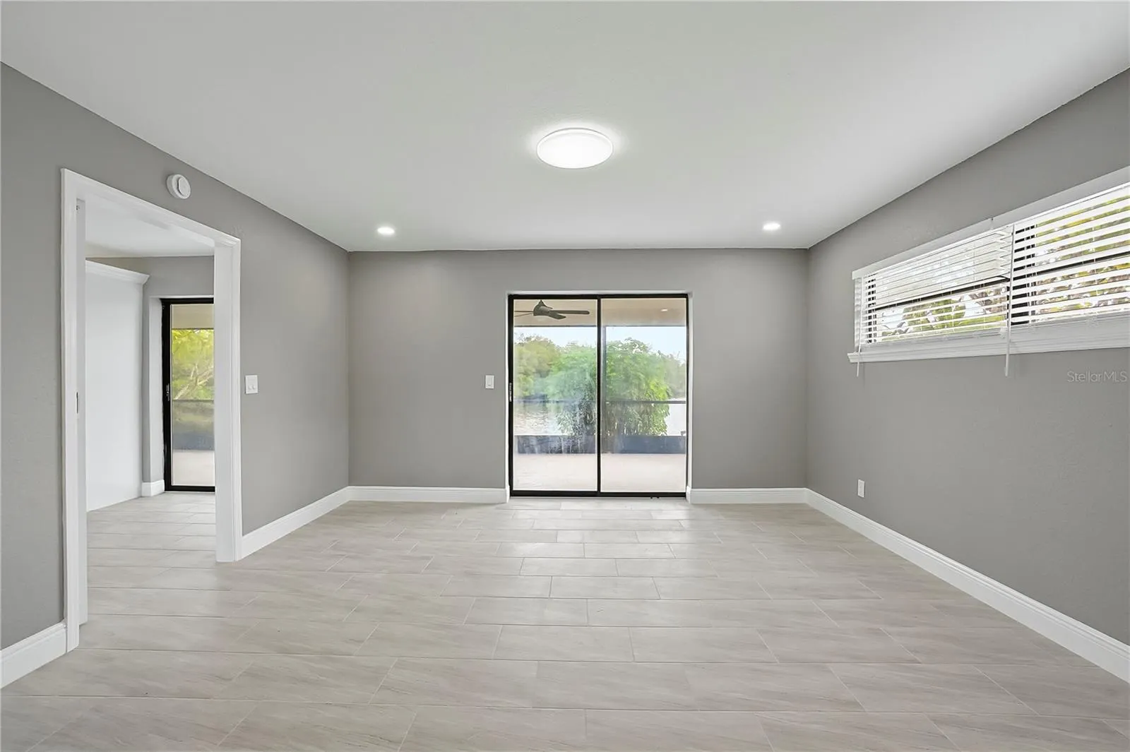 6533 SENEGAL PALM WAY