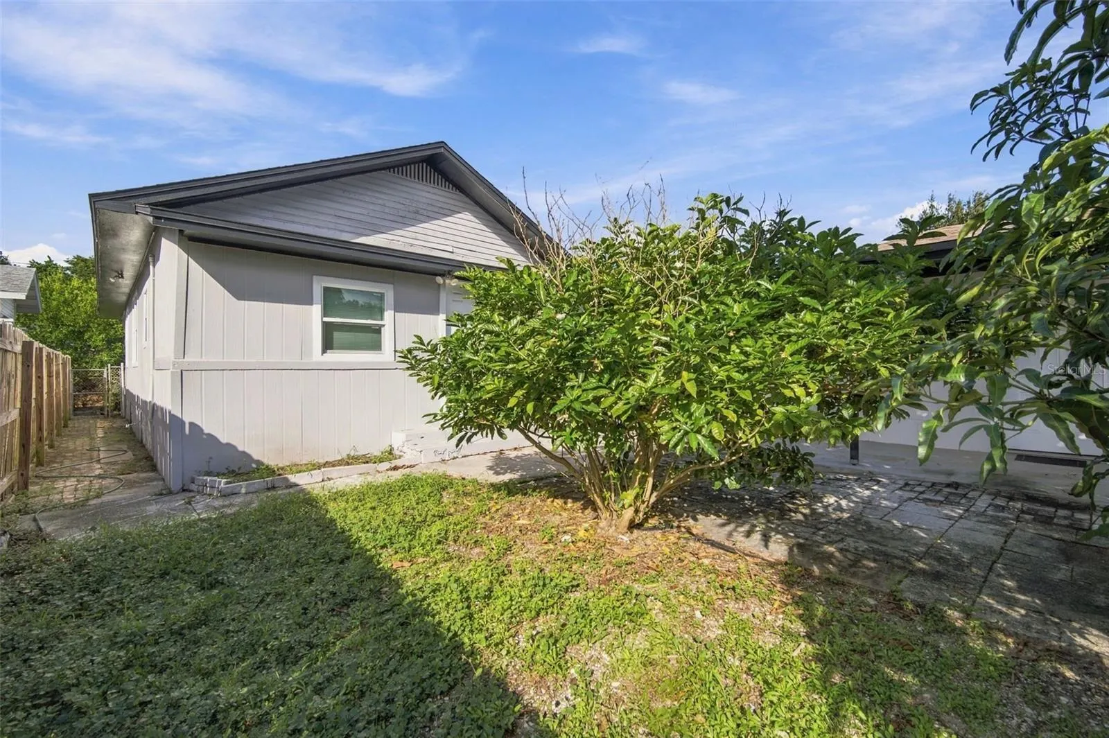 1411 E 24TH AVE