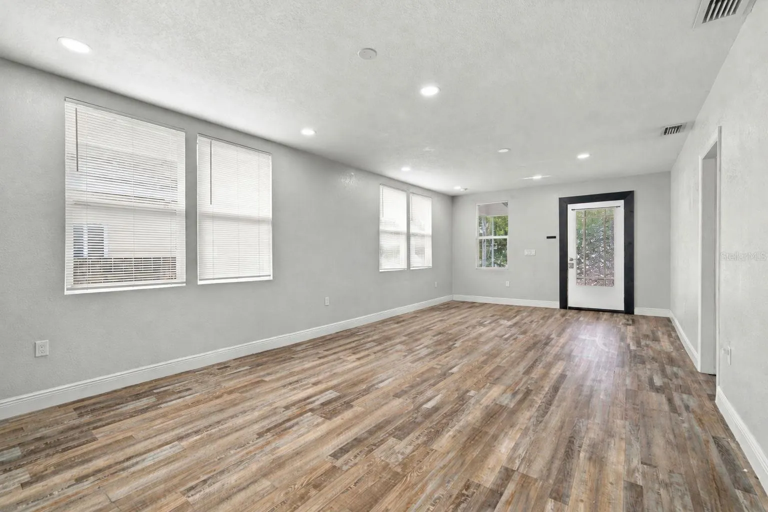 1411 E 24TH AVE