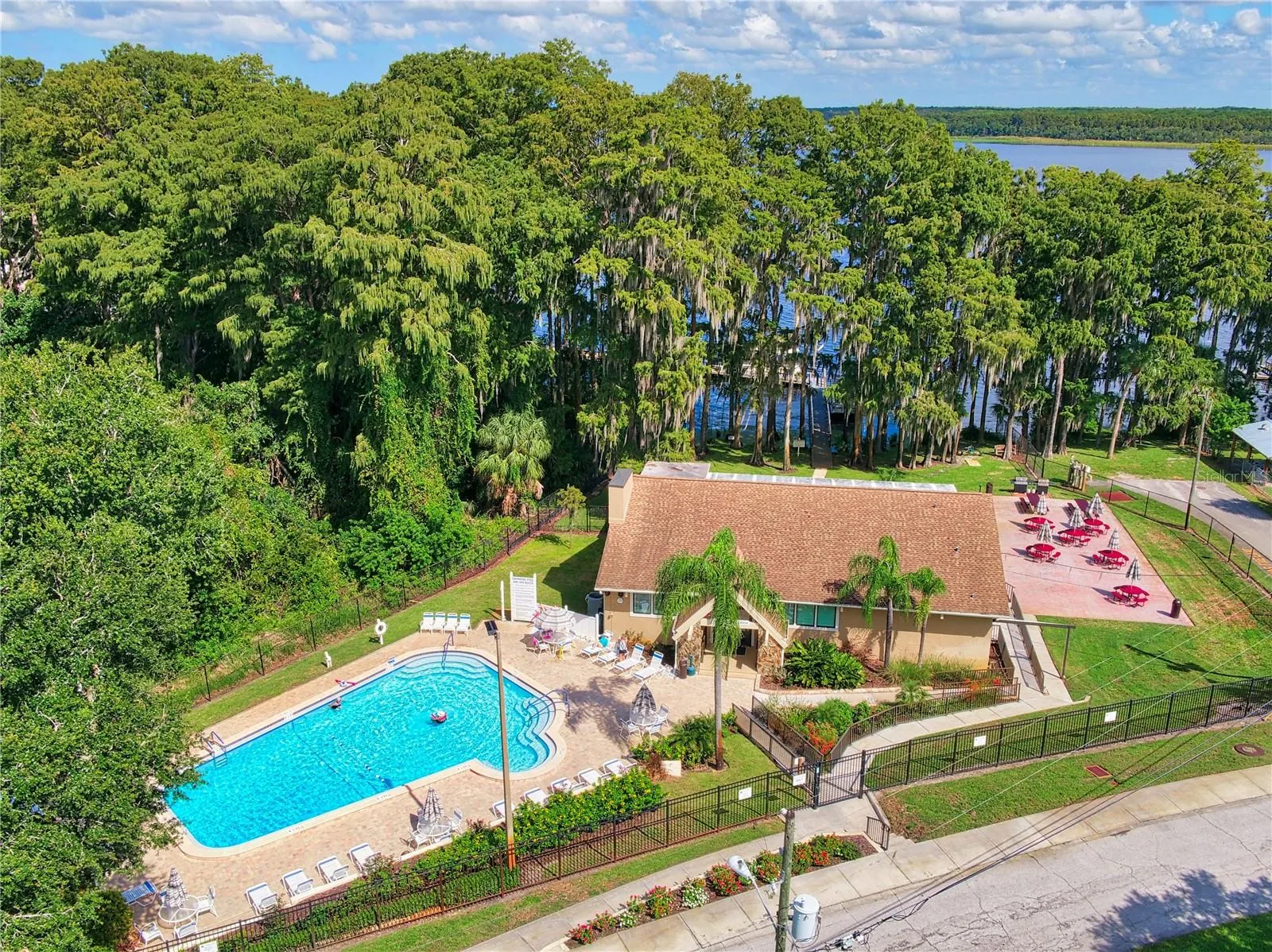 1146 RUSTLEWOOD CT