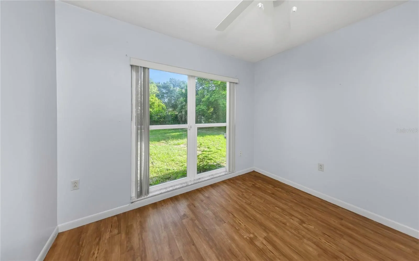 406 DEWOLF RD
