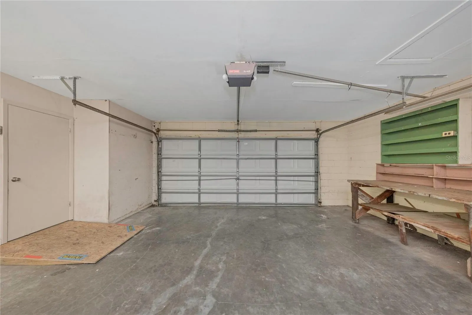 406 DEWOLF RD