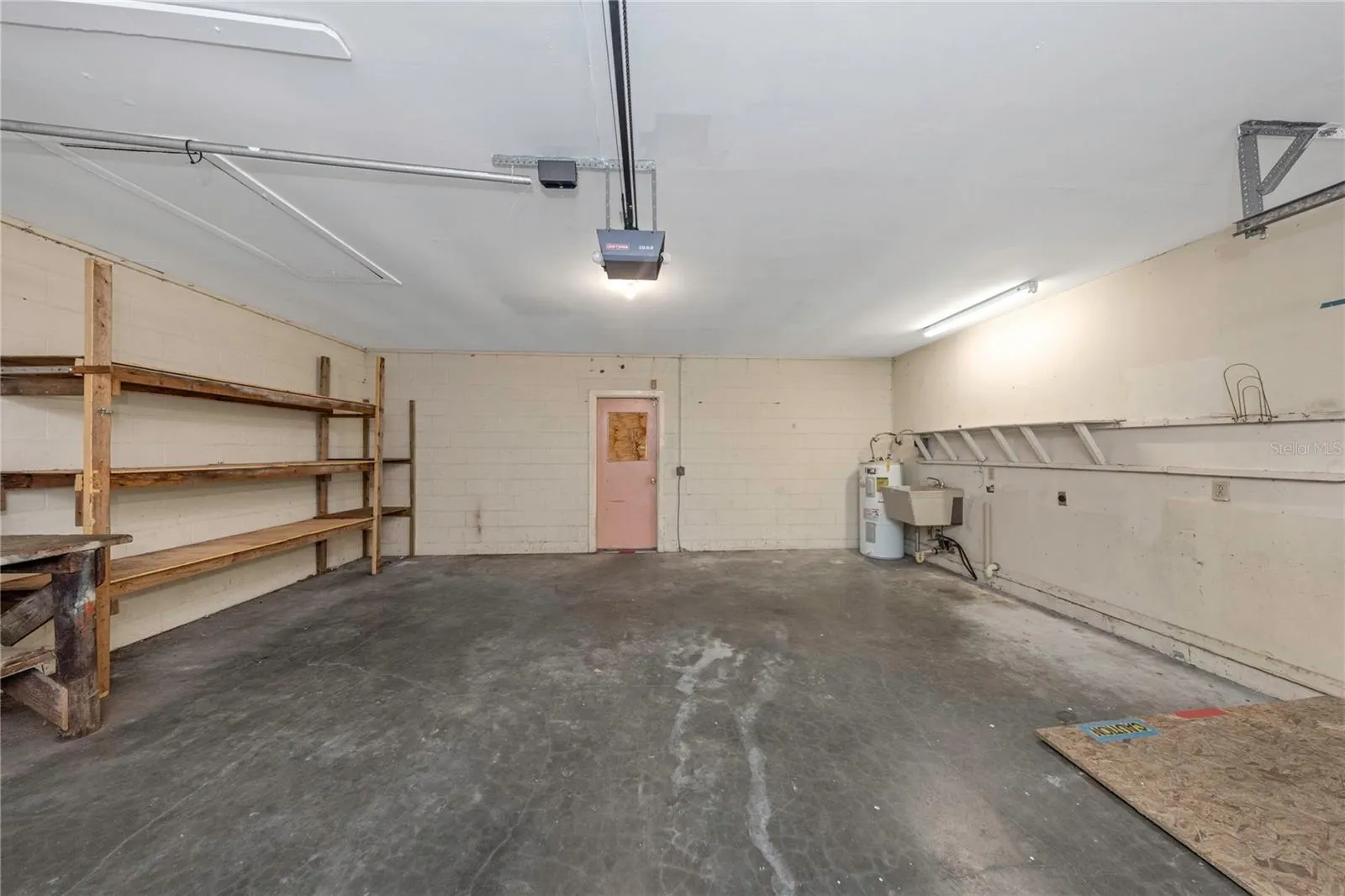 406 DEWOLF RD