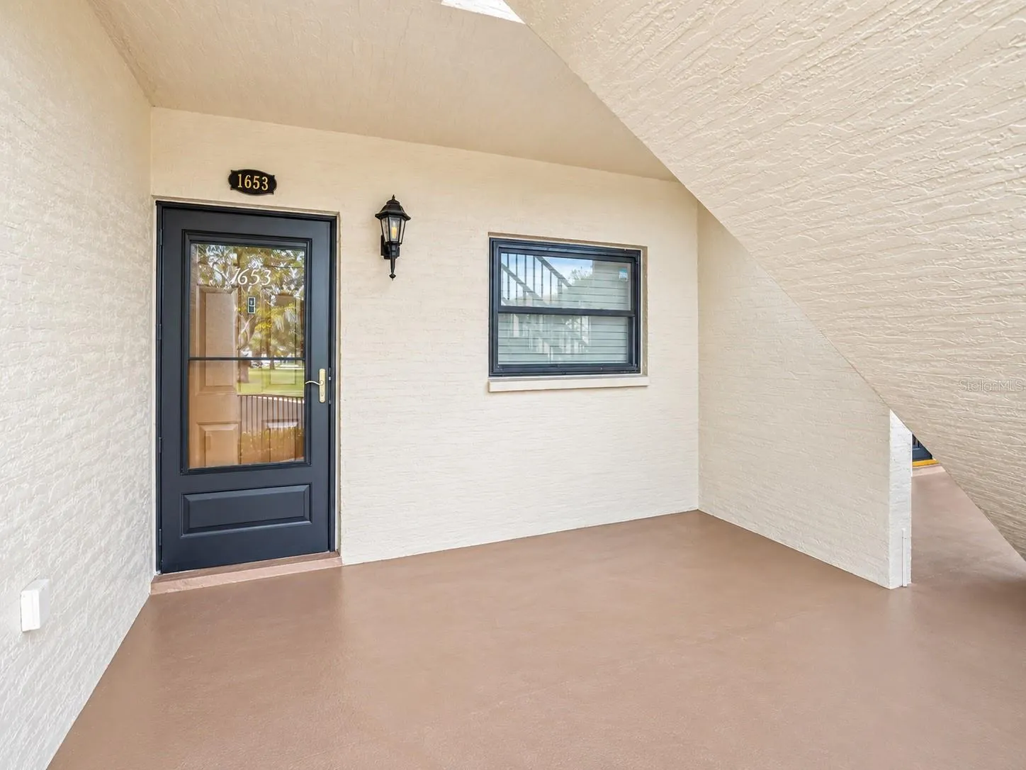 1653 SEASCAPE CIR