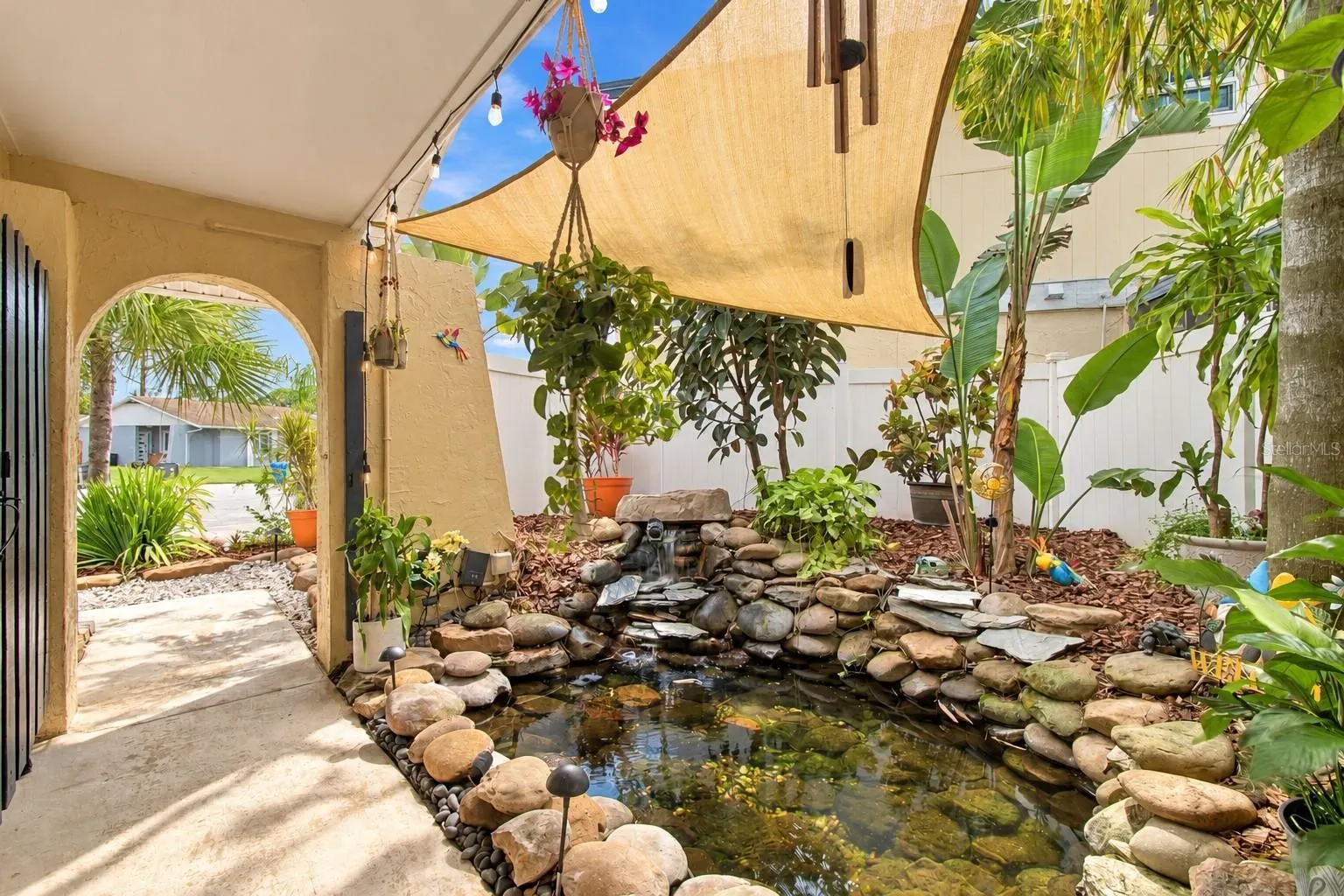 5110 CRESTMORE CT